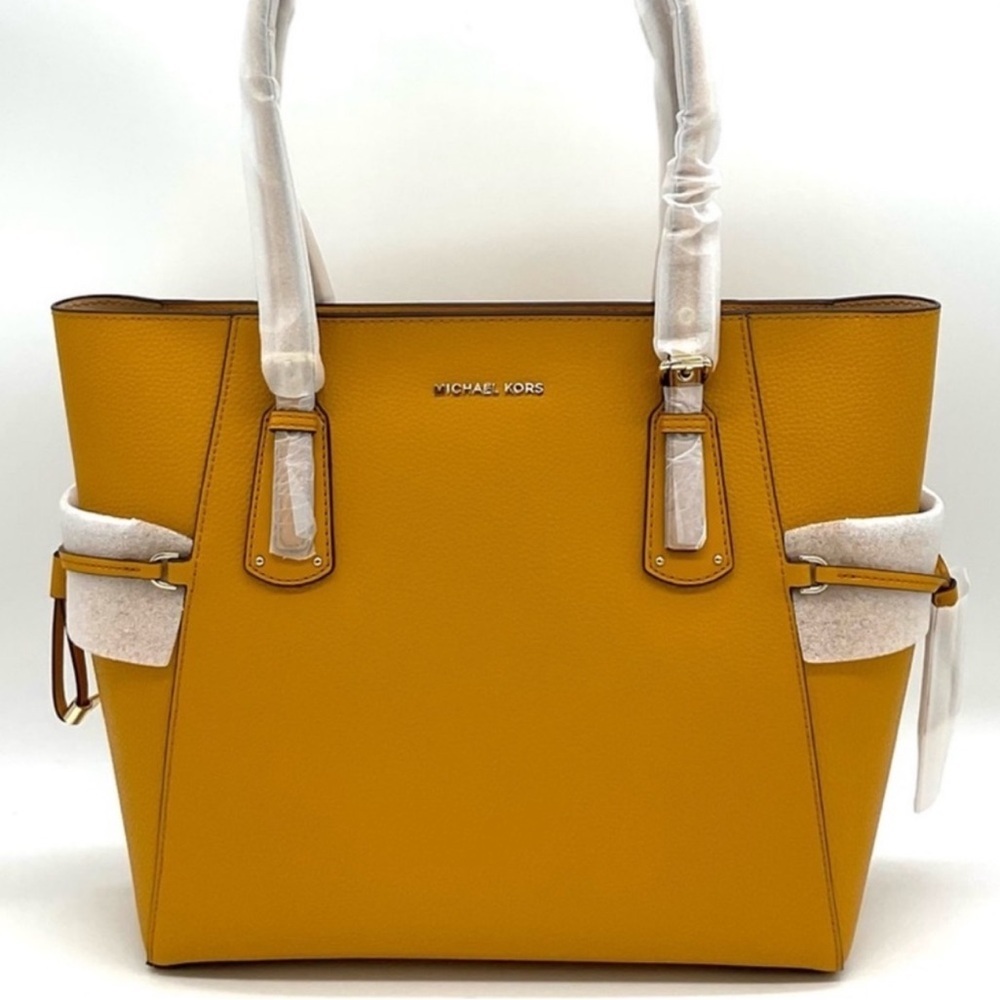 Michael Kors Voyager EW Tote Bag Leather Marigold